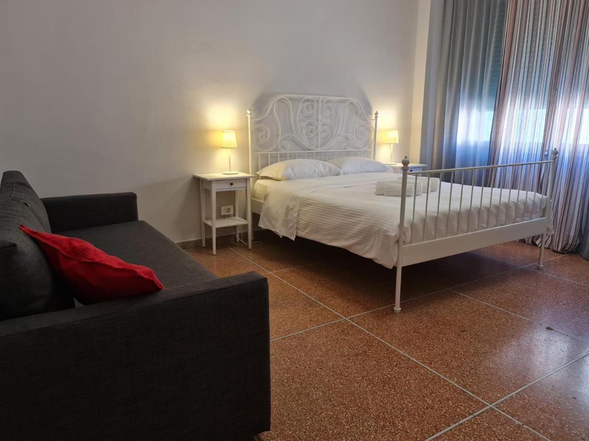 Lc Gramsci Guest House Self Check-In פיזה מראה חיצוני תמונה