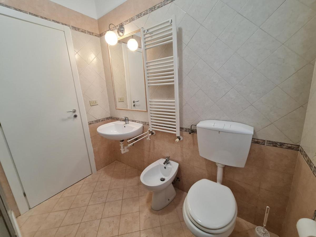 Lc Gramsci Guest House Self Check-In פיזה מראה חיצוני תמונה