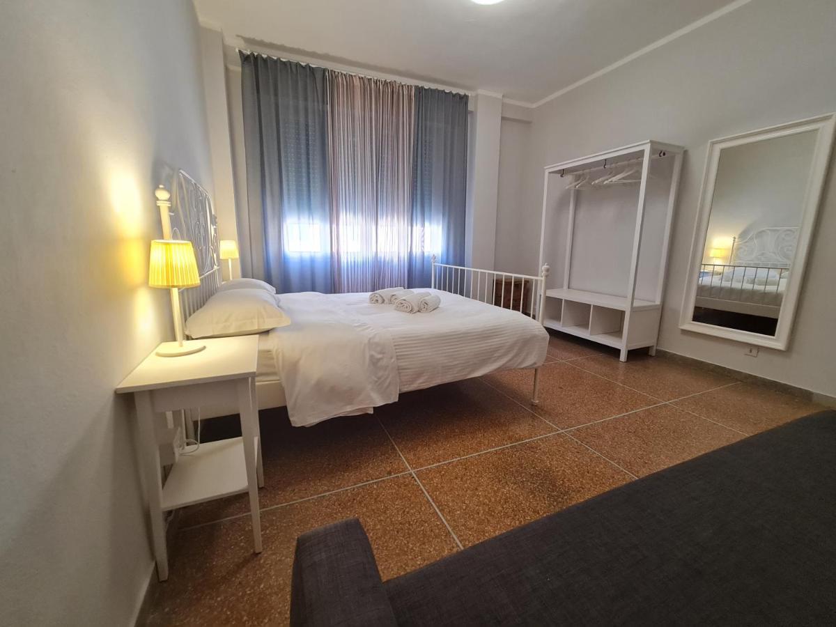 Lc Gramsci Guest House Self Check-In פיזה מראה חיצוני תמונה