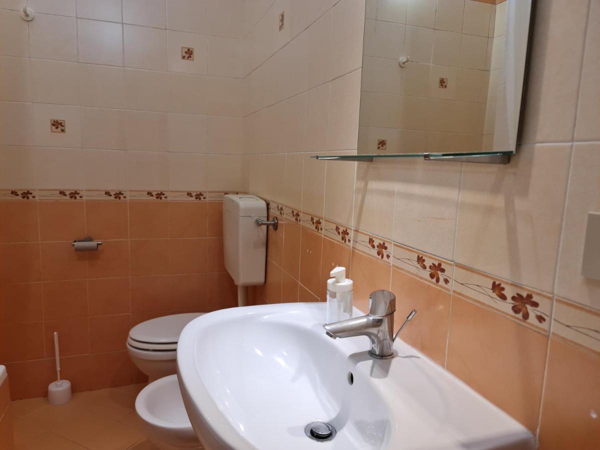 Lc Gramsci Guest House Self Check-In פיזה מראה חיצוני תמונה
